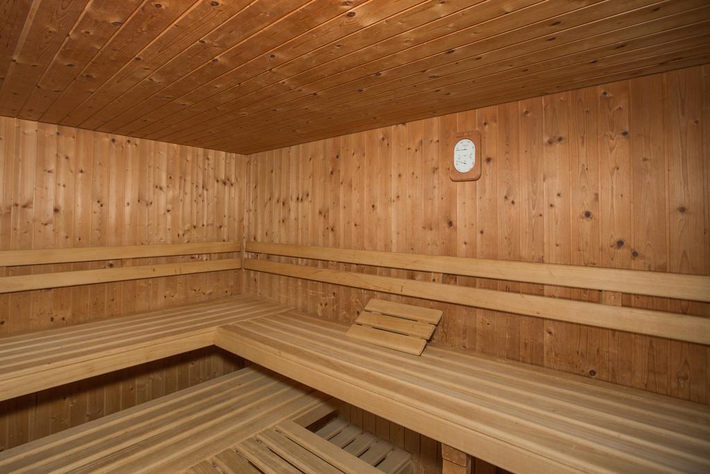 Hostel Berghaus Nagens Flims Exteriér fotografie