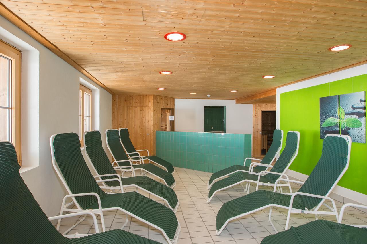 Hostel Berghaus Nagens Flims Exteriér fotografie